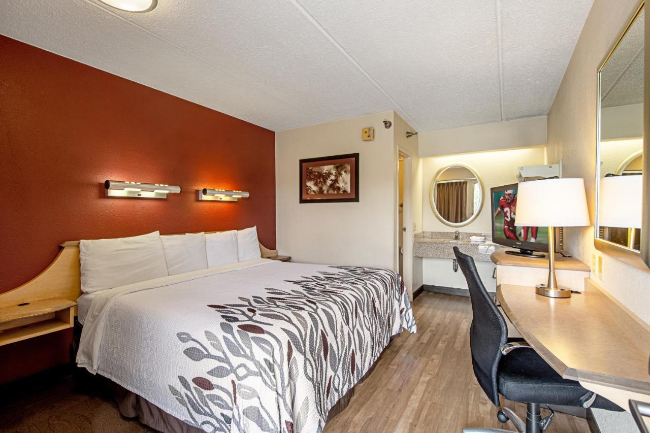 Red Roof Inn Charleston West - Hurricane, Wv Teays Valley Exteriör bild