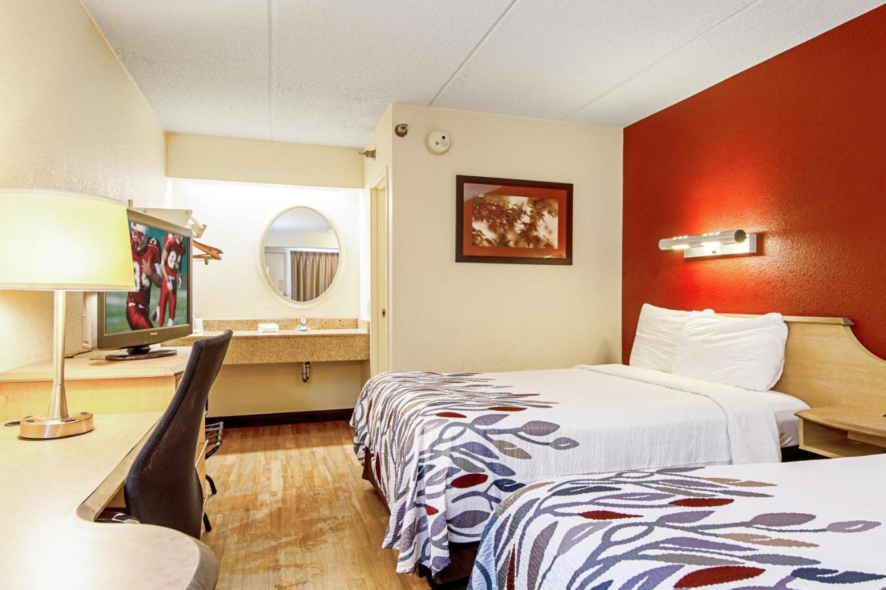 Red Roof Inn Charleston West - Hurricane, Wv Teays Valley Exteriör bild