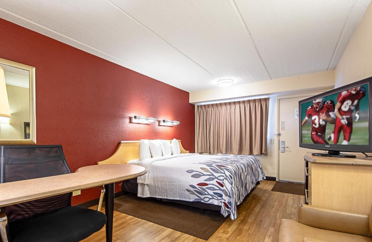 Red Roof Inn Charleston West - Hurricane, Wv Teays Valley Exteriör bild